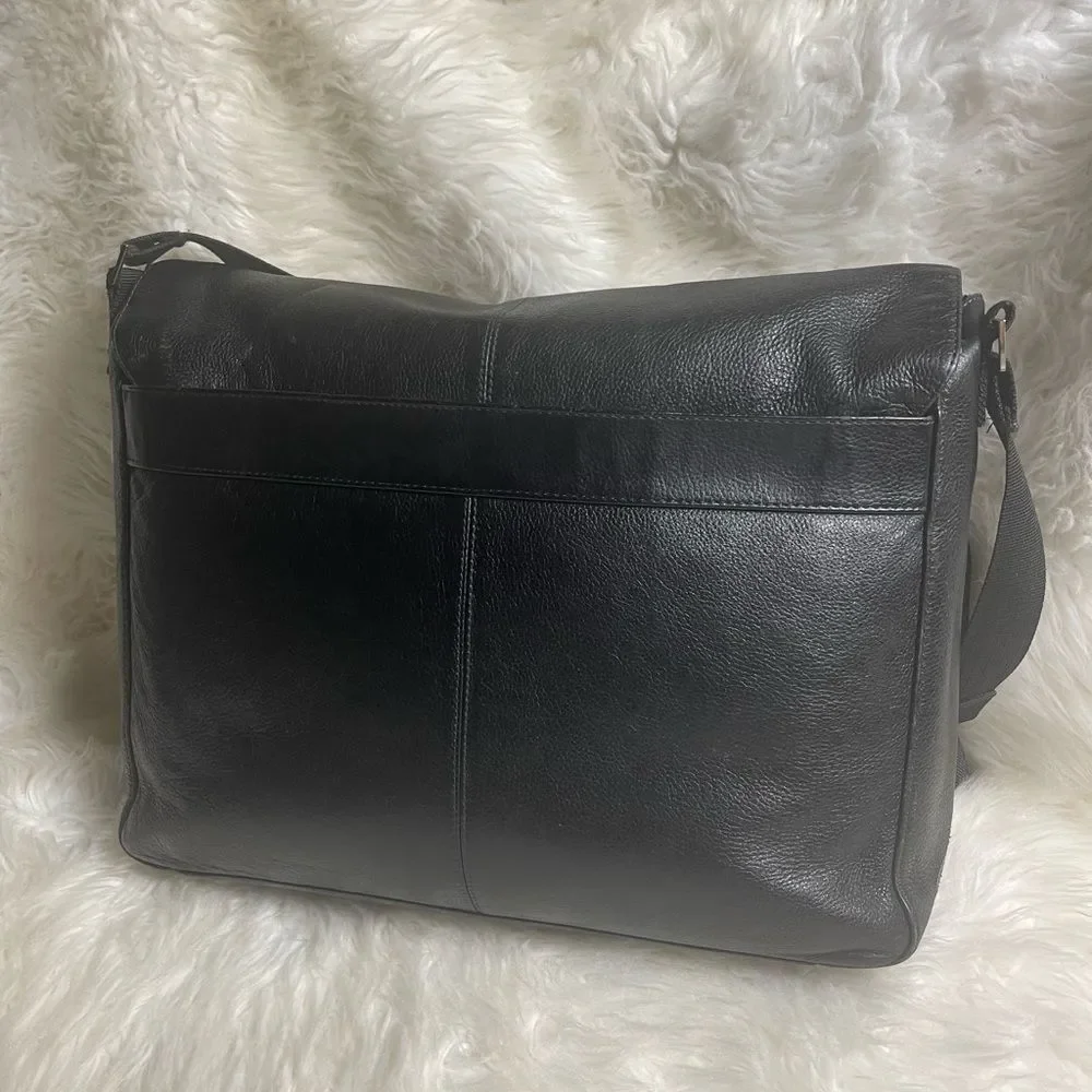 Black Leather Messenger Bag - Men